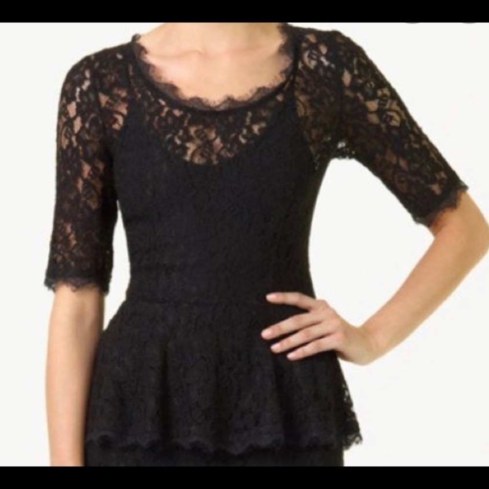 Aritzia Babaton Lace black peplum
